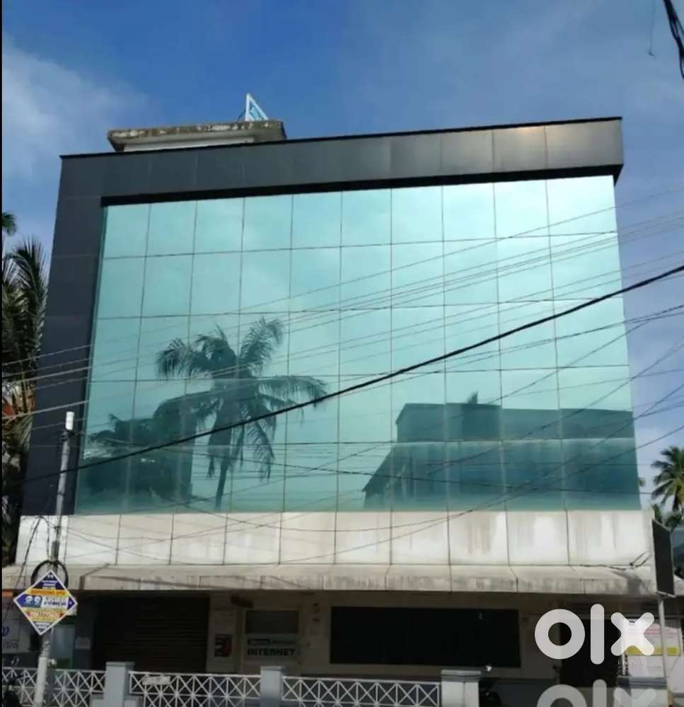 Fully furnished office spce