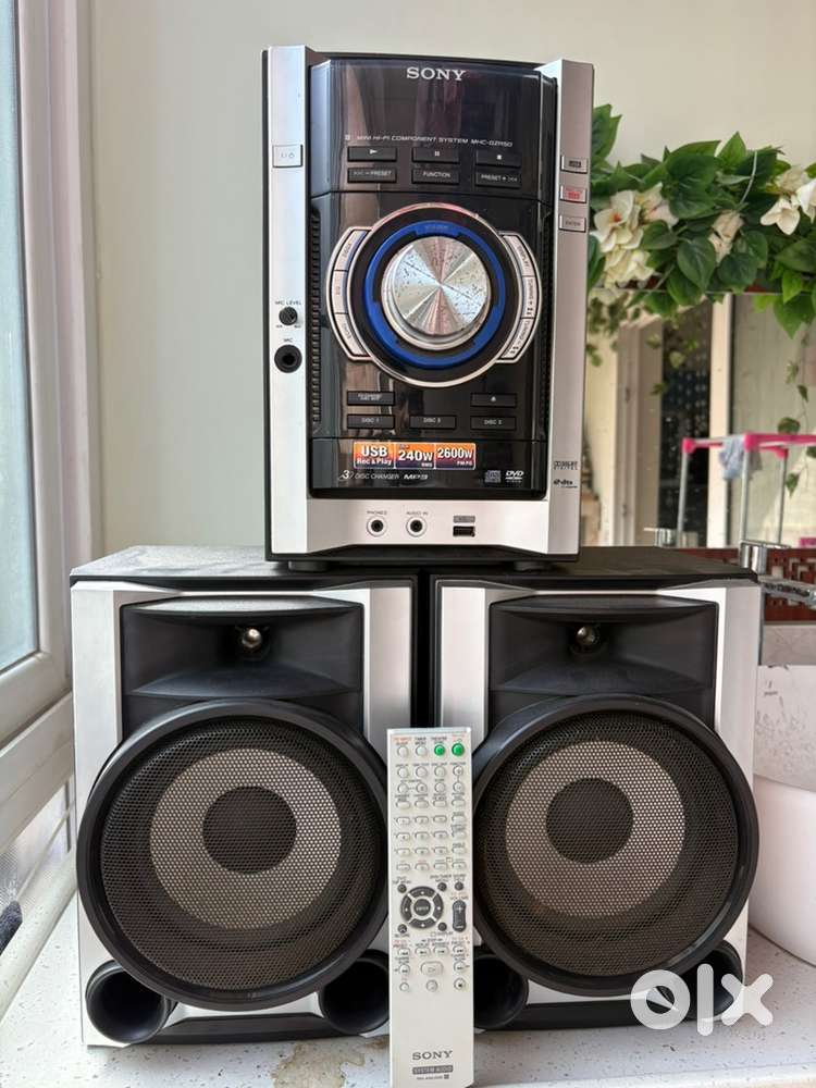 Sony Audio with Original Box + Remote.