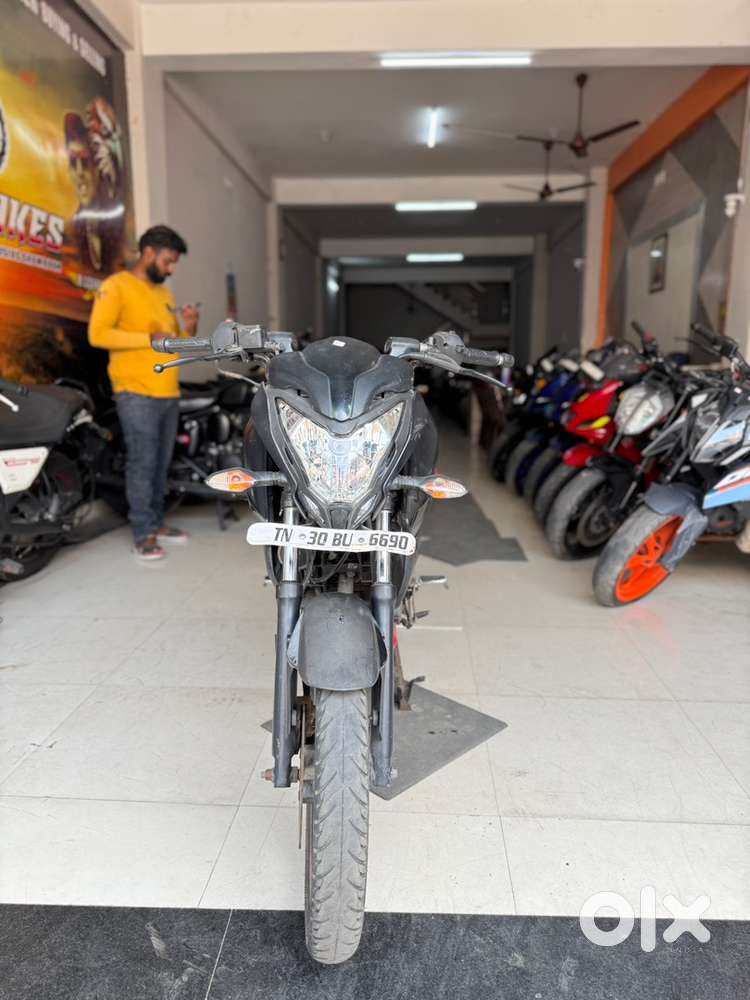 BAJAJ PULSAR NS160 2018 BS4 Red