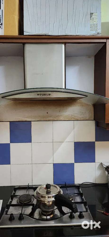 Quick sale - Ariston 4 Burner Built-in Hob + Chimney (Used, Working)