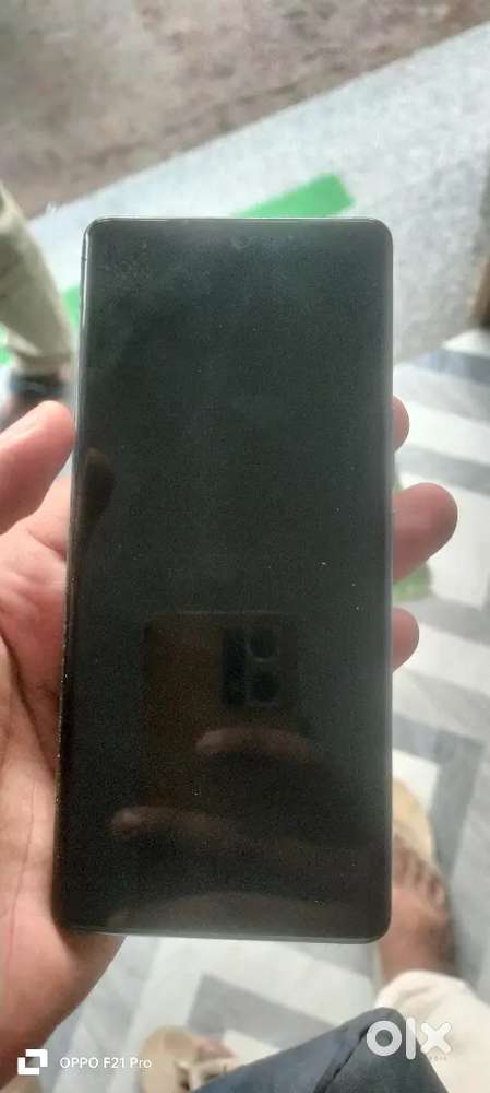 V30e  8/128 5g android mobile