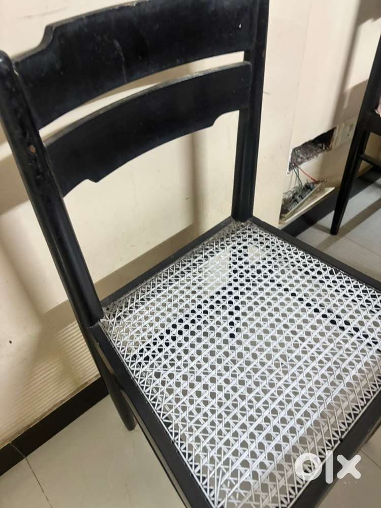 6 seater dinning table