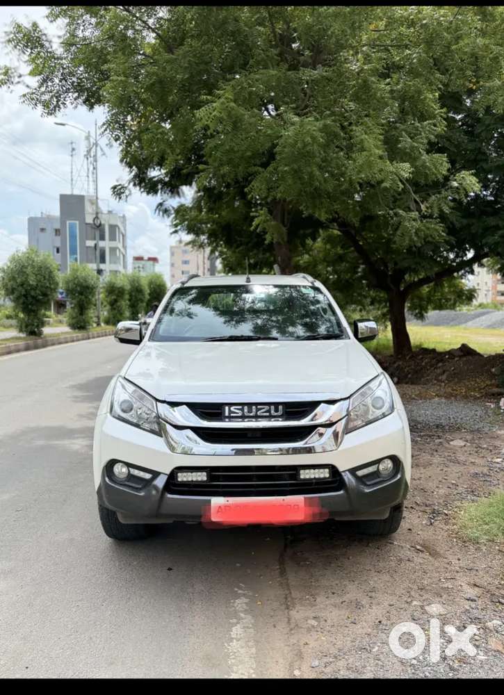 Isuzu MU-X 2018 Diesel Well Maintained