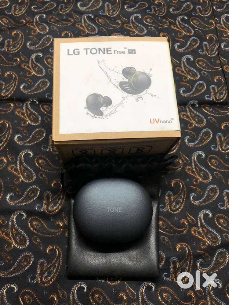 LG Tone free fit earbuds ANC