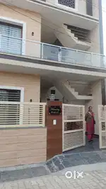 owners live downstairs, good family and luking fr family oriented prsn