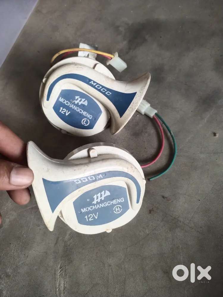 Bike horn big avaj by car