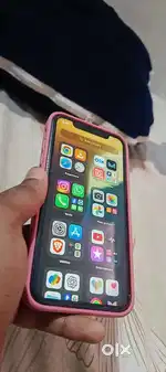 iPhone XR 64GB
* 79 PERCENTAGE BATTERY HEALTH