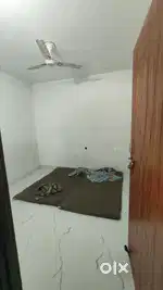 Single room available for rent for girls