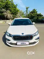 Skoda Slavia, 2023, Petrol