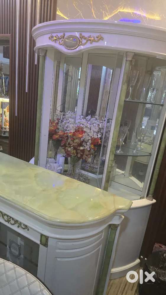 Home bar with beautiful stone slap