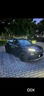 New fronx, less driven, dealers please excuse. No bargaining