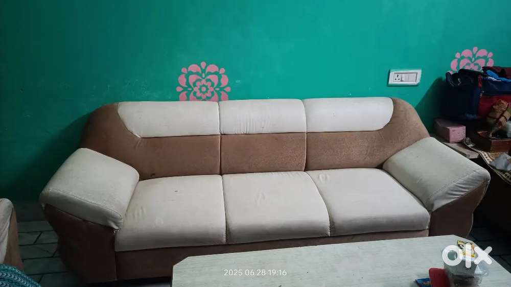 Sofa set nine seats