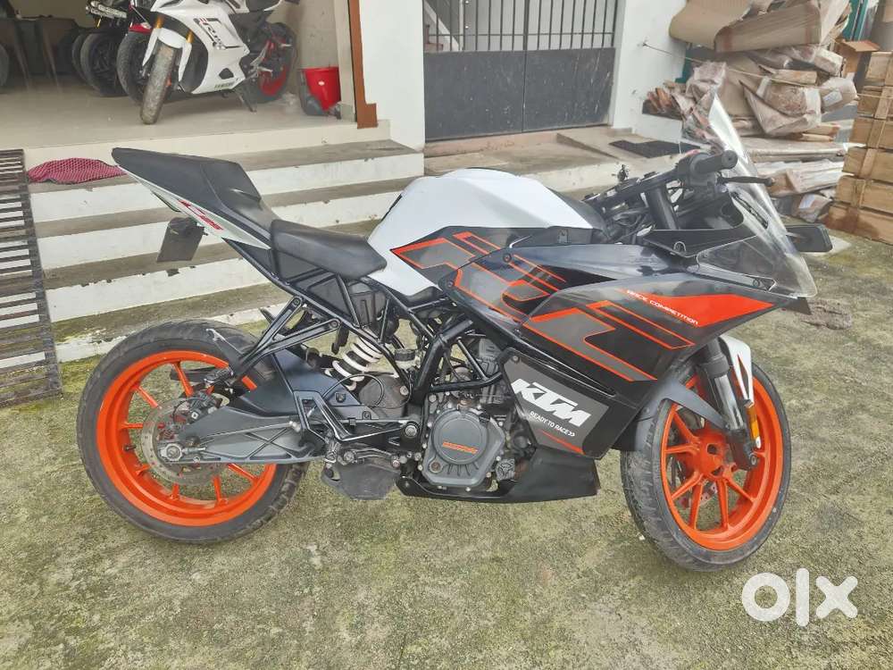 KTM RC125 2021 (Pay 15k Remaining Emi Option)