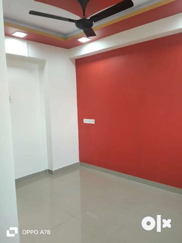 1 BHK flat available for rent, link road, Goregaon West