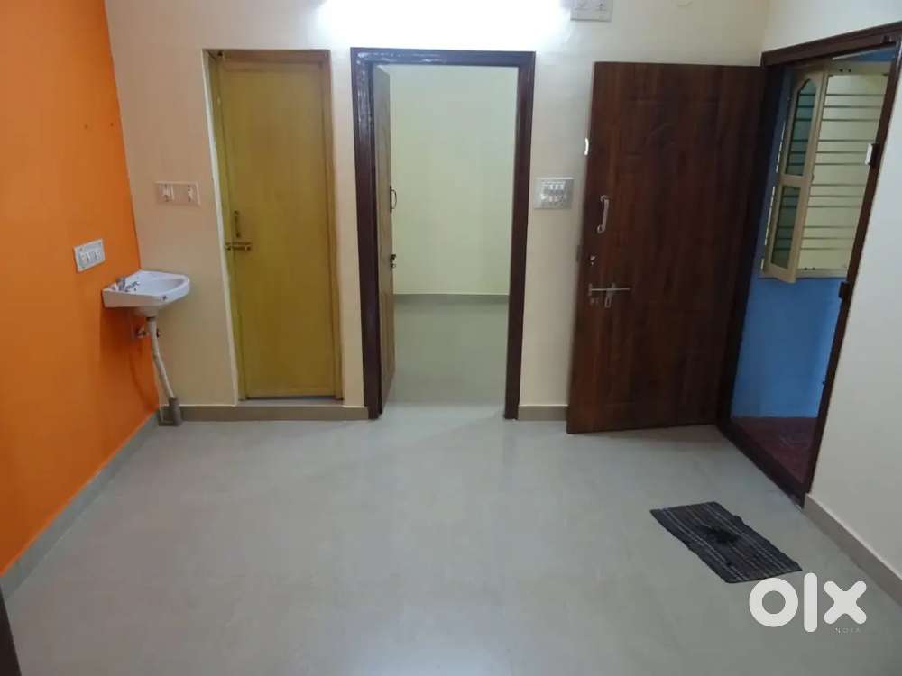 2BHK for rent, Ground floor in GK layout Hosa road