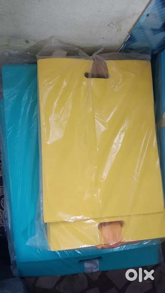 Non woven carry bag A grade qwality