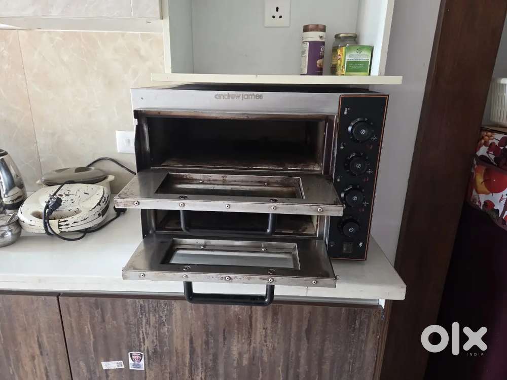 Pizza oven for commercial use