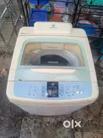 TOP LOAD WASHING MACHINE FOR SALE.