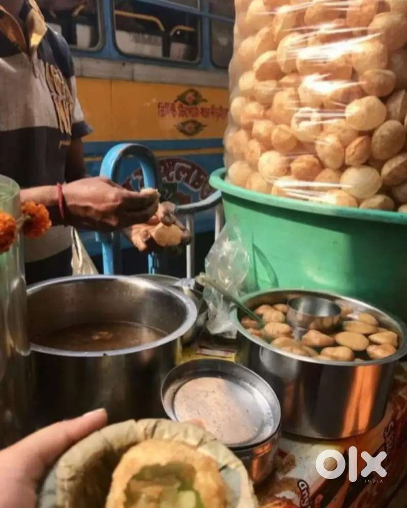 Pani poori seller