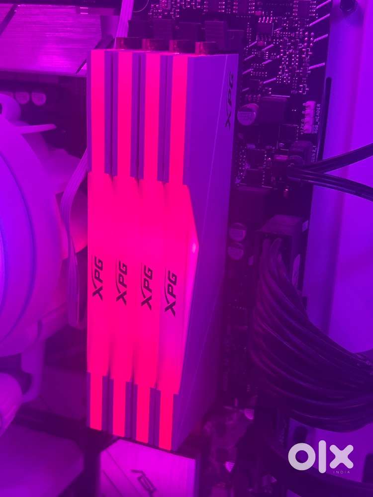 Ram XPG D50 8GB 3200 MHz        X       4