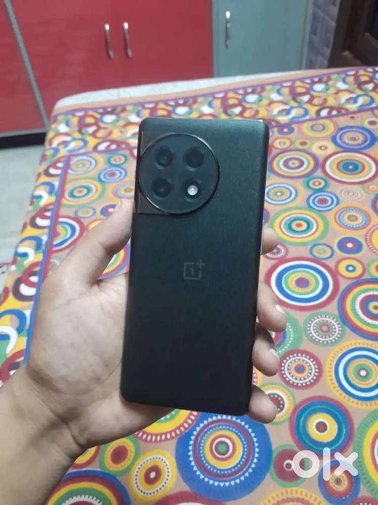 One plus 11R