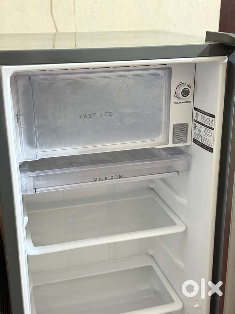 Whirlpool single door refrigerator
