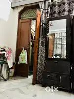 Computer table + dressing table