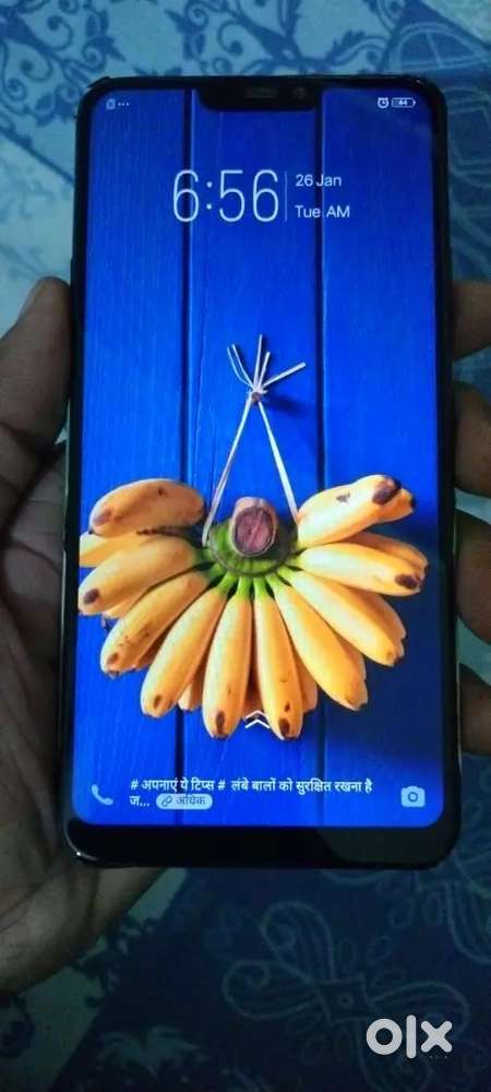 Vivo y 81 not a single scratch.bilkul saaf phone hai koi dikkat nhi h