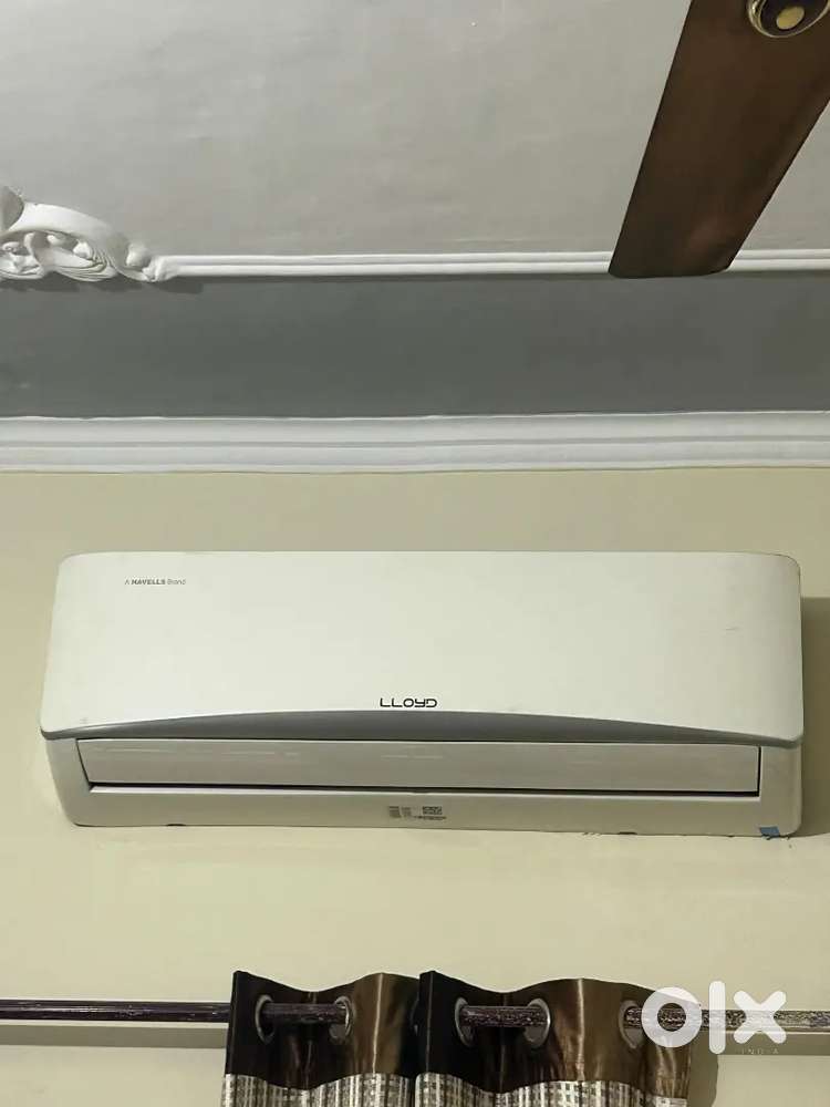 Lloyd 1.5 ton 3 star wifi support Ac in very good condition