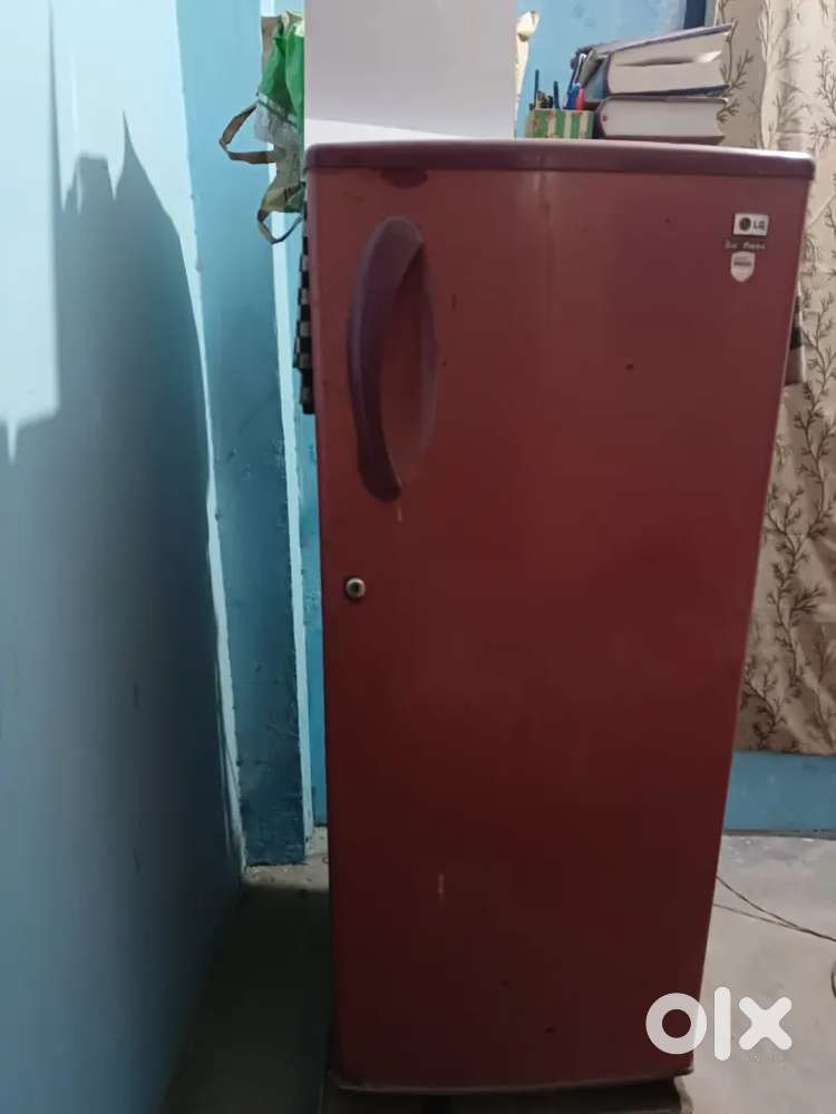 LG FRIDGE GOOD CONDITION