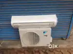 2:2 ton daikin inverter 3 str 24k wit fitting wit warranty