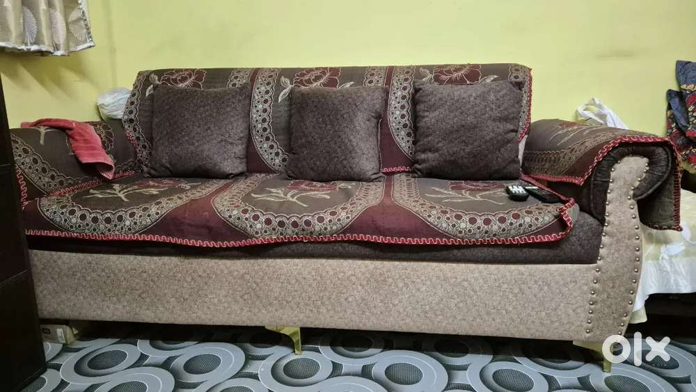 3+2 Maharaja Sofa set