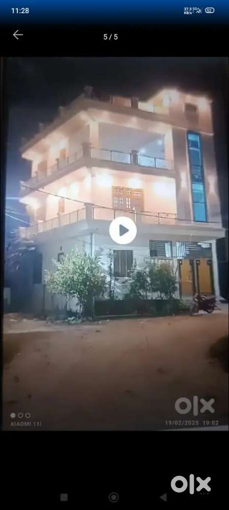 Family and students girl