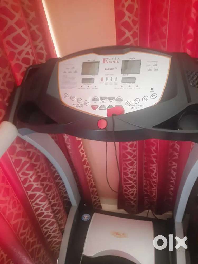 Treadmill - Noble Motorised treadmill with German Technology