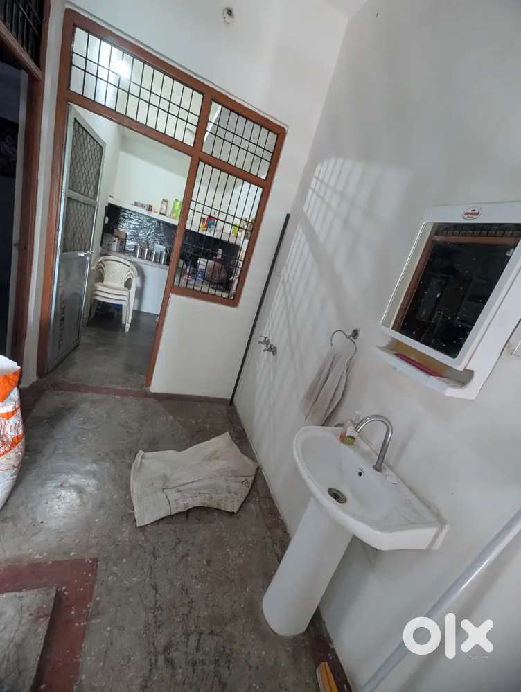 One room and kitchen set in first floor