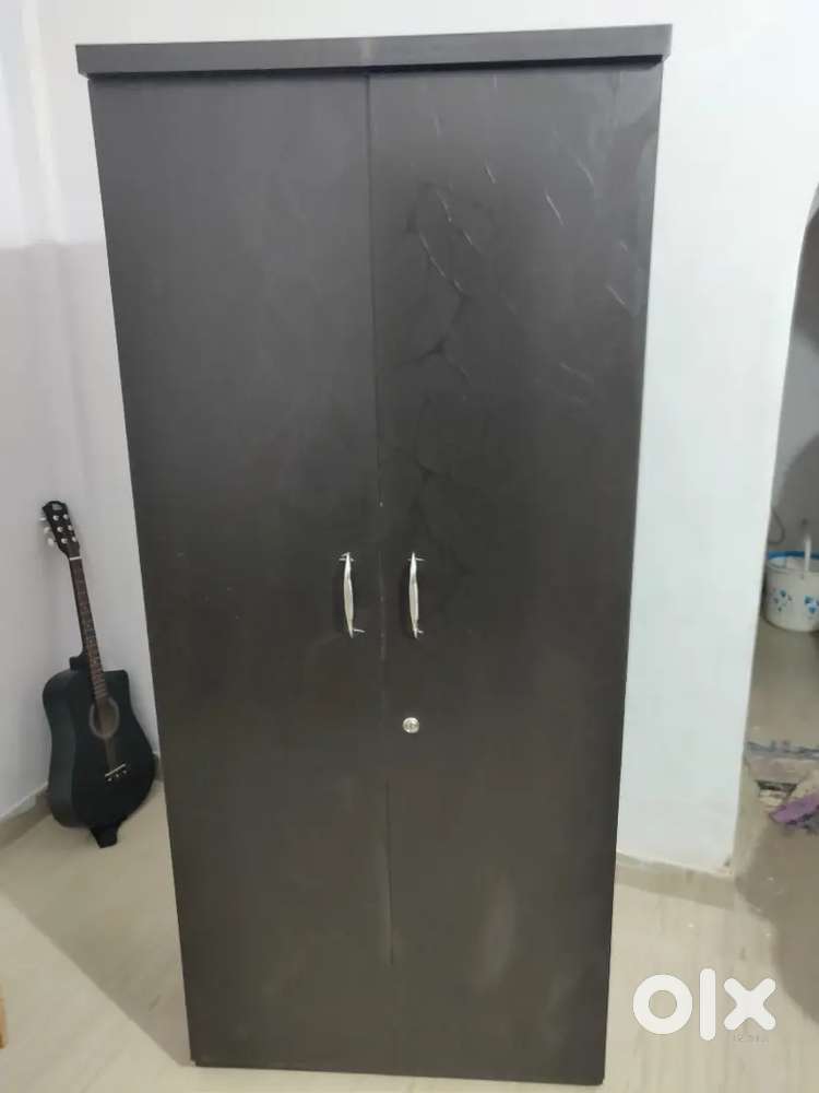brand new two door wardrobe (delivery free)