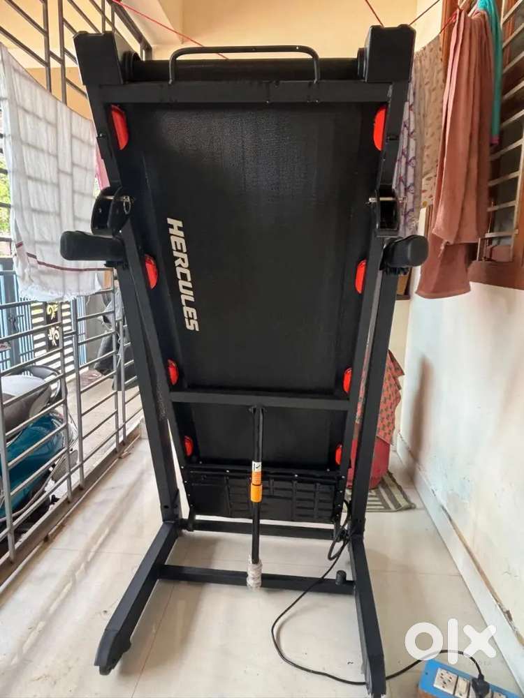 Treadmill (Hercules Fitness)