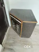 Table for room corner