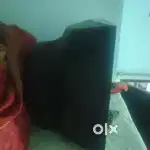 An old samsung tv in working condition