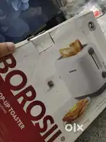 Bread toaster brand new 750 w