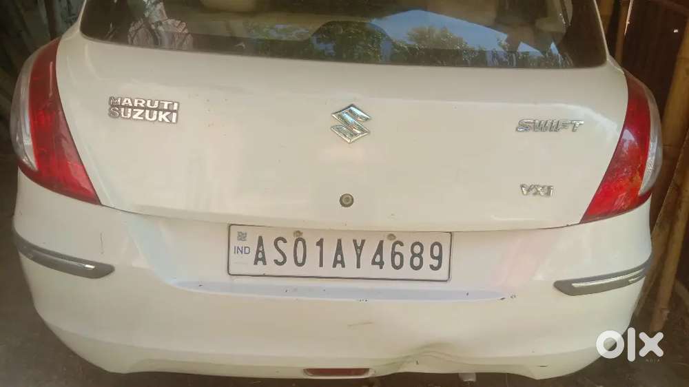 Maruti Suzuki Swift 2012 Petrol 90000 Km Driven