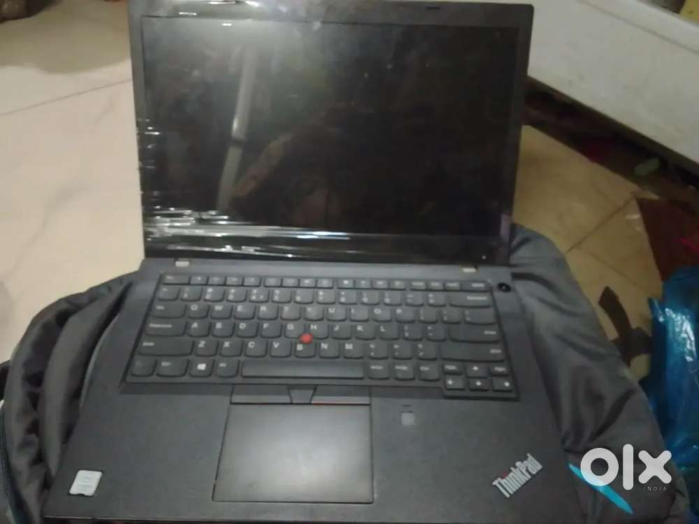 Lenevo thinkpad 18k with bag and charger and mouse