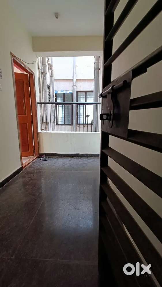 2 BHK FLAT FOR RENT WITH 2 BALCONY AND WINDOWS IN BOTH BEDROOMS