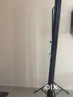 Projector screen