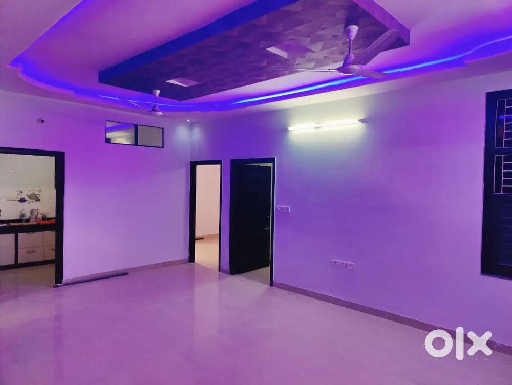 3bhk semi furnished flat for Rent