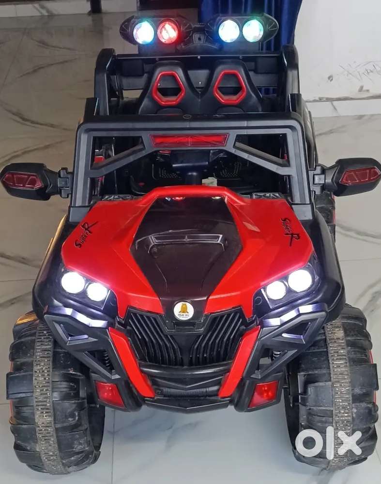 10 years boy 4×4 car very nice car