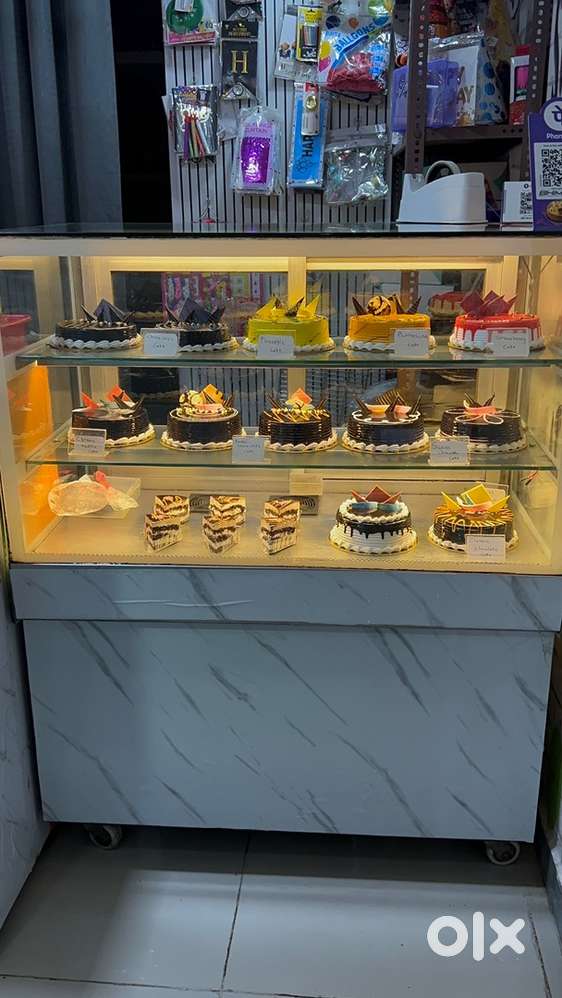 Cake cooling counter