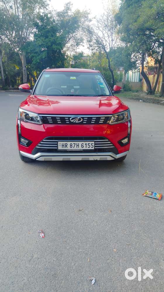 Mahindra XUV300 W8 Diesel, 2020, Diesel