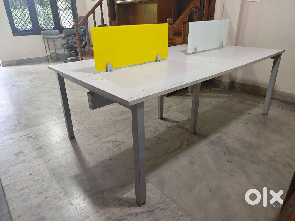 Featherlite office table only