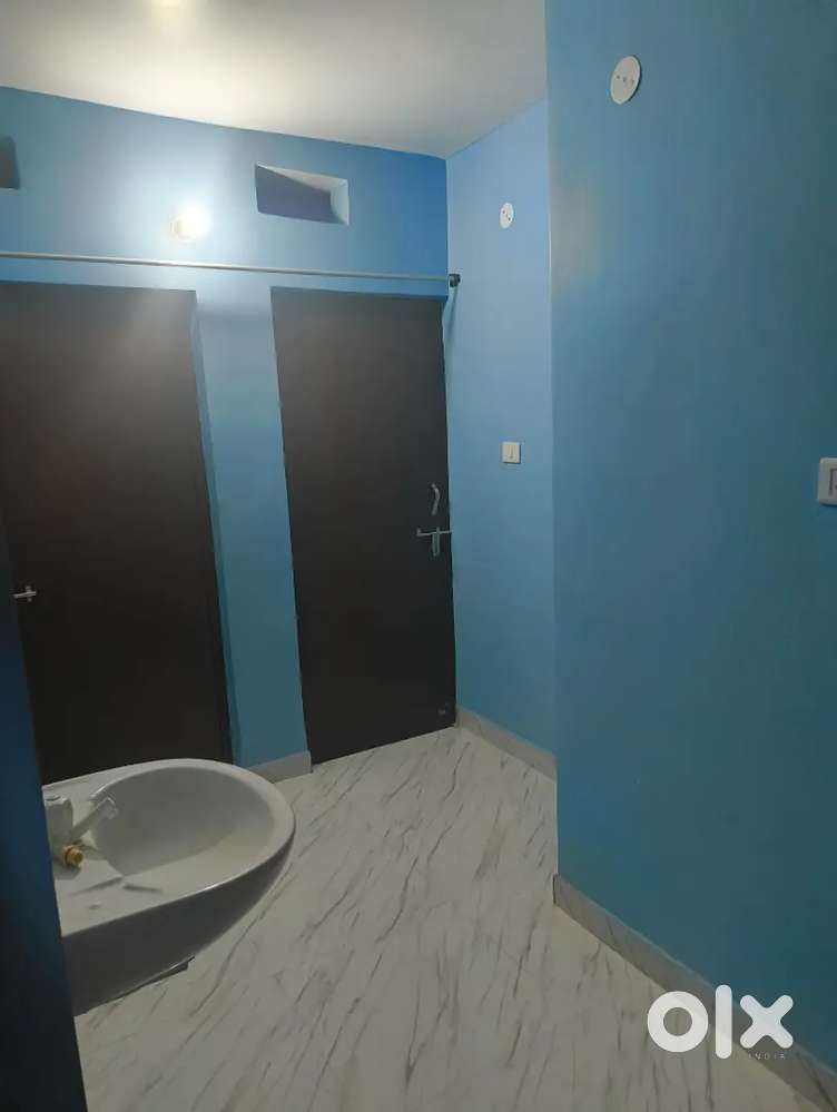 2 bhk and 3 bhk are available